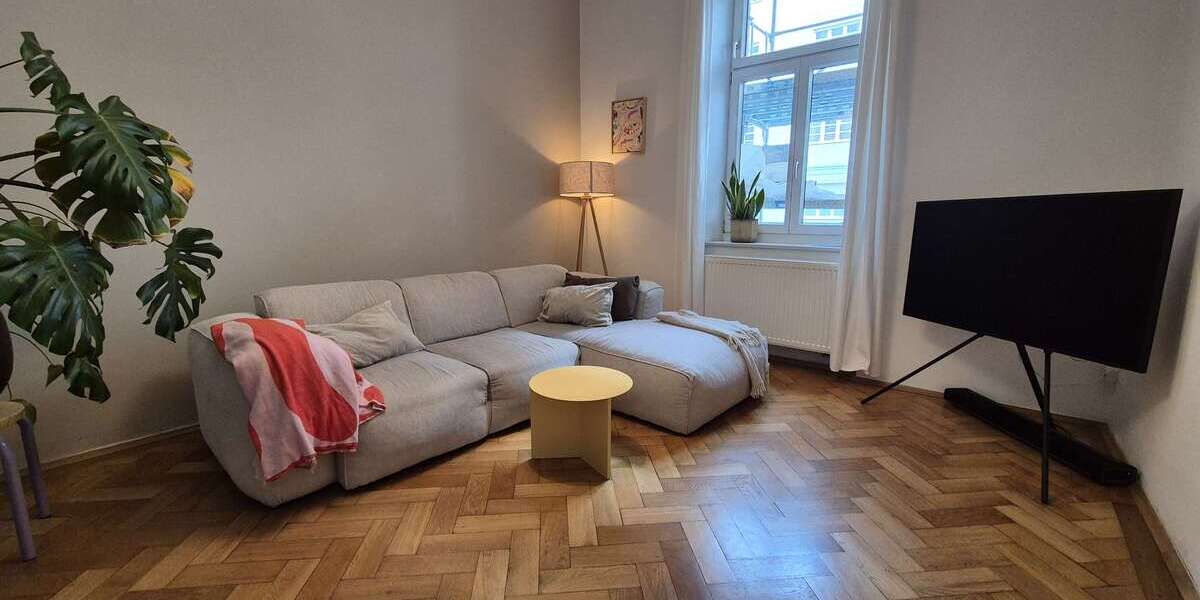 Etagenwohnung München Schwabing - 2 Zimmer, 71 m&sup2;, 2.000&euro; | Angebot:26610954