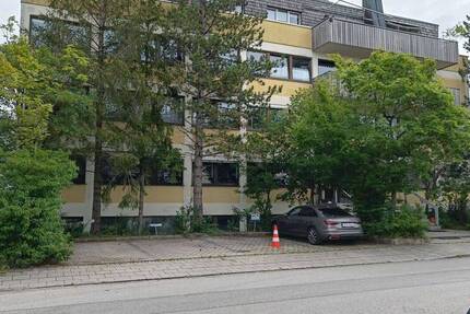 Sondereigentum an Gewerbeflächen mit Betreiberwohnungen in Kirchheim Gewerbegebiet 1 zimmer