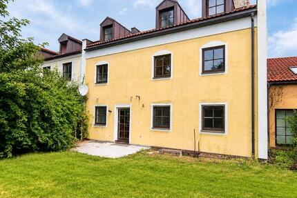 Haus München Aubing-Lochhausen-Langwied - 15 Zimmer, 297 m&sup2;, 648.000&euro; | Angebot:27055076