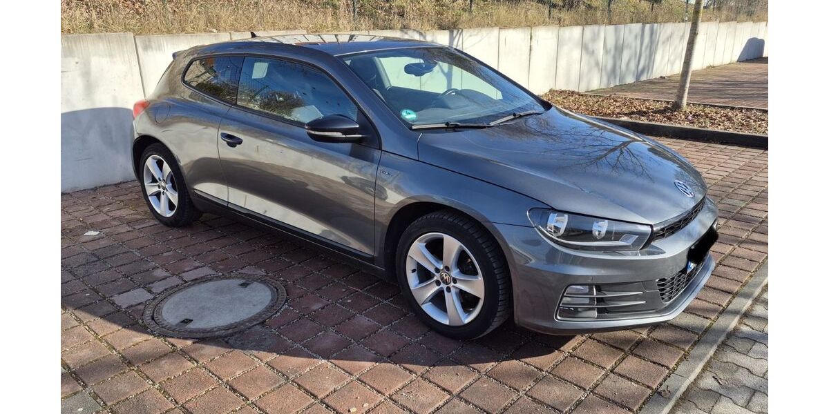 VW Scirocco 155.000 km 8.200 &euro; München 80469