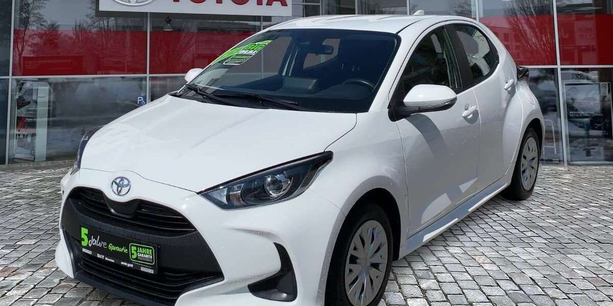 Toyota Yaris 53.527 km 12.990 &euro; München 81673