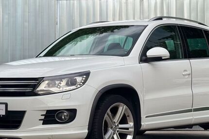 VW Tiguan 147.560 km 12.990 &euro; München 81243