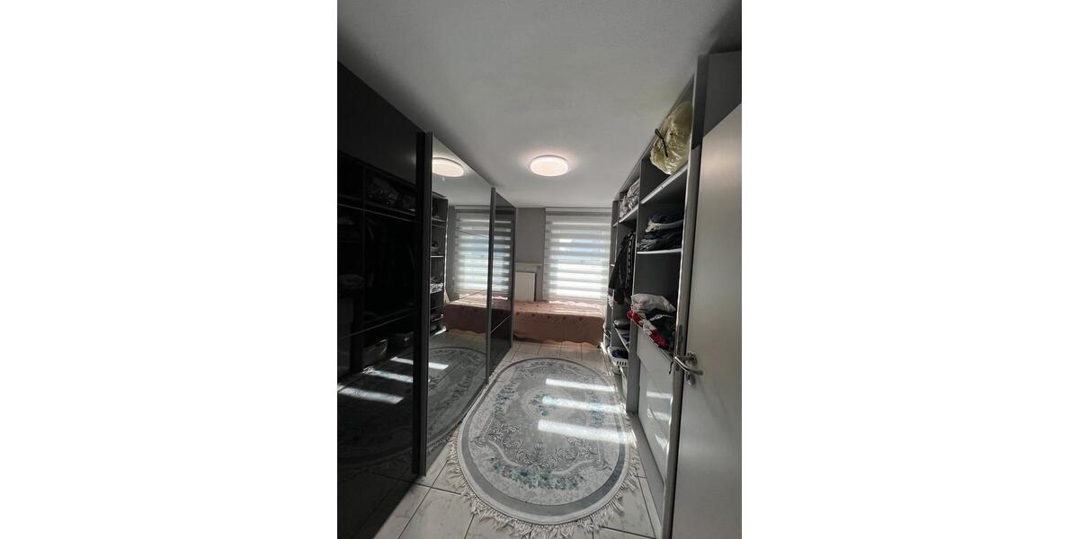 Doppelhaushälfte Weichs - 6 Zimmer, 160 m&sup2;, 2.800&euro; | Angebot:25841108