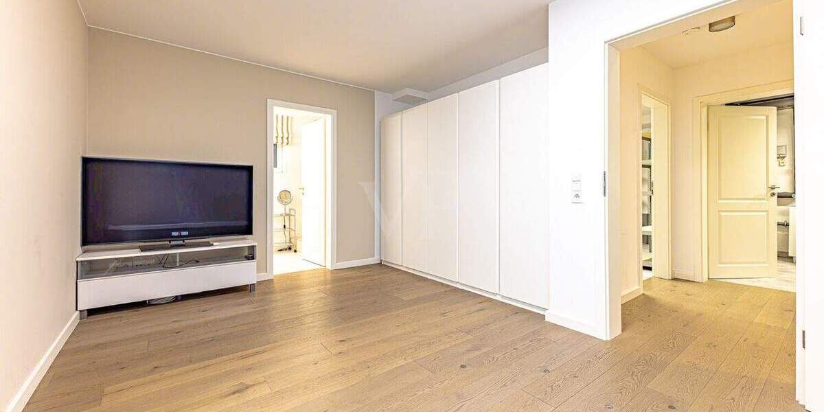 Eleganz trifft Nachhaltigkeit: Teil­möblierte Doppelhaushälfte mit Premiumausstattung zu vermieten 6 zimmer