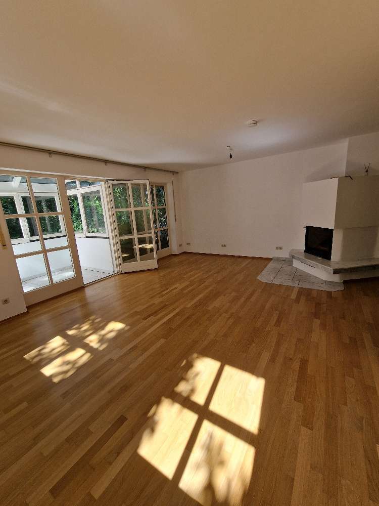 Haus zum Mieten in München 2.490 € 125 m²