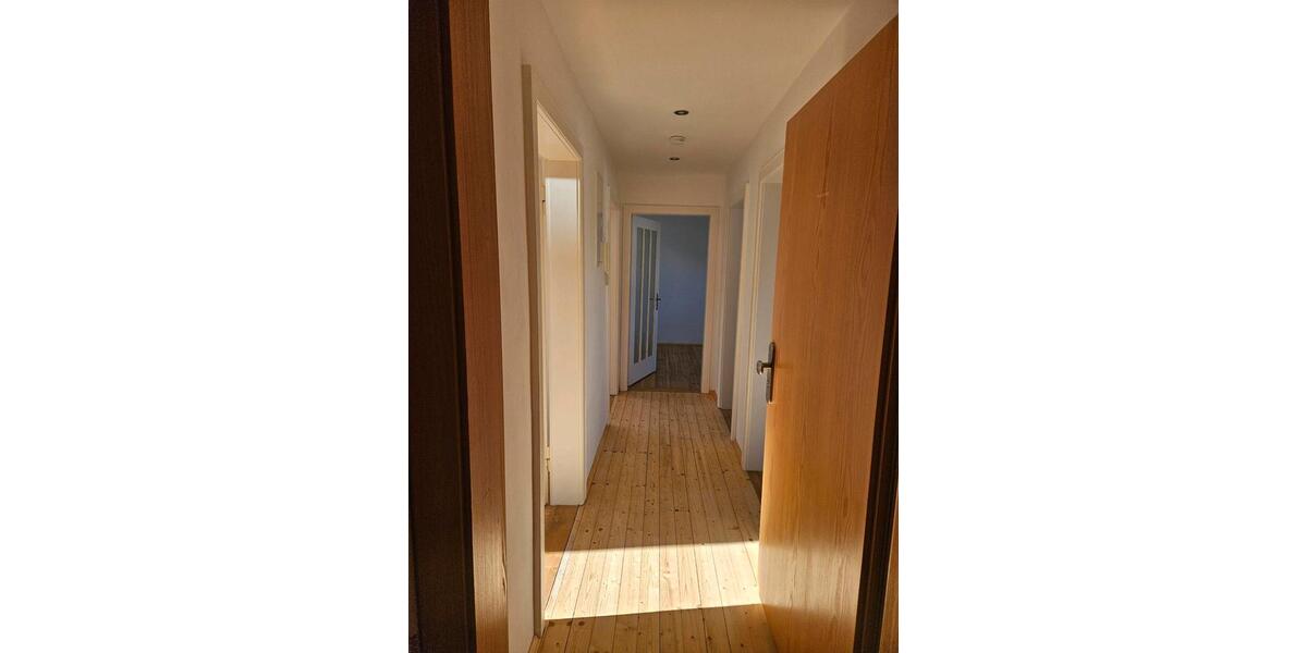 3 Zimmer Mansardenwohnung in Germering zu vermieten 3 zimmer