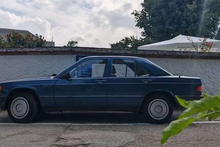 Mercedes-Benz 190 119.280 km 12.500 &euro; München 81475