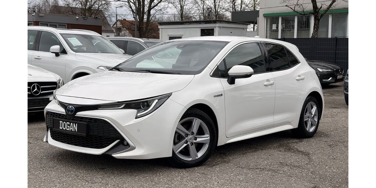 Toyota Corolla 24.546 km 19.990 &euro; München 81243