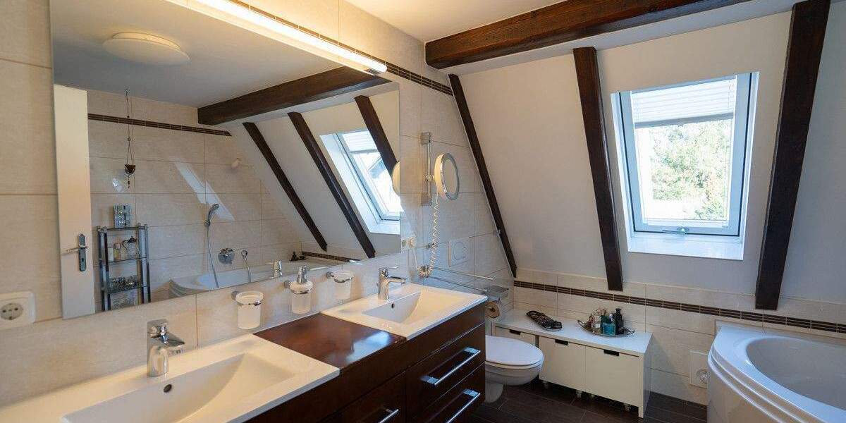 Doppelhaushälfte Unterhaching - 6 Zimmer, 282 m&sup2;, 1.490.000&euro; | Angebot:25392326