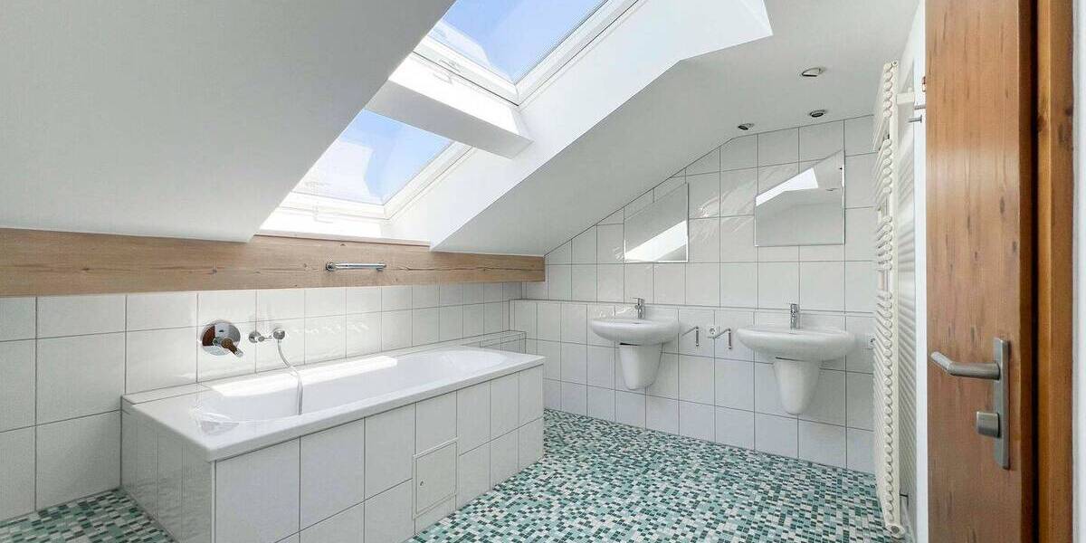 Doppelhaushälfte München Obergiesing - 8 Zimmer, 256 m&sup2;, 2.195.000&euro; | Angebot:26875331