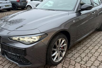 Alfa Romeo Giulia 36.018 km 33.490 € München 81827