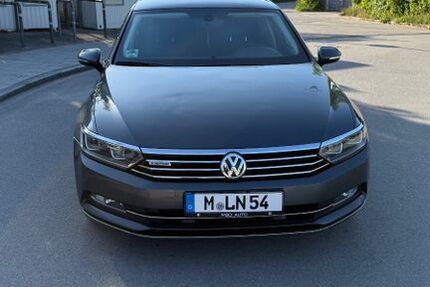 VW Passat 68.000 km 44.600 &euro; Unterhaching 82008