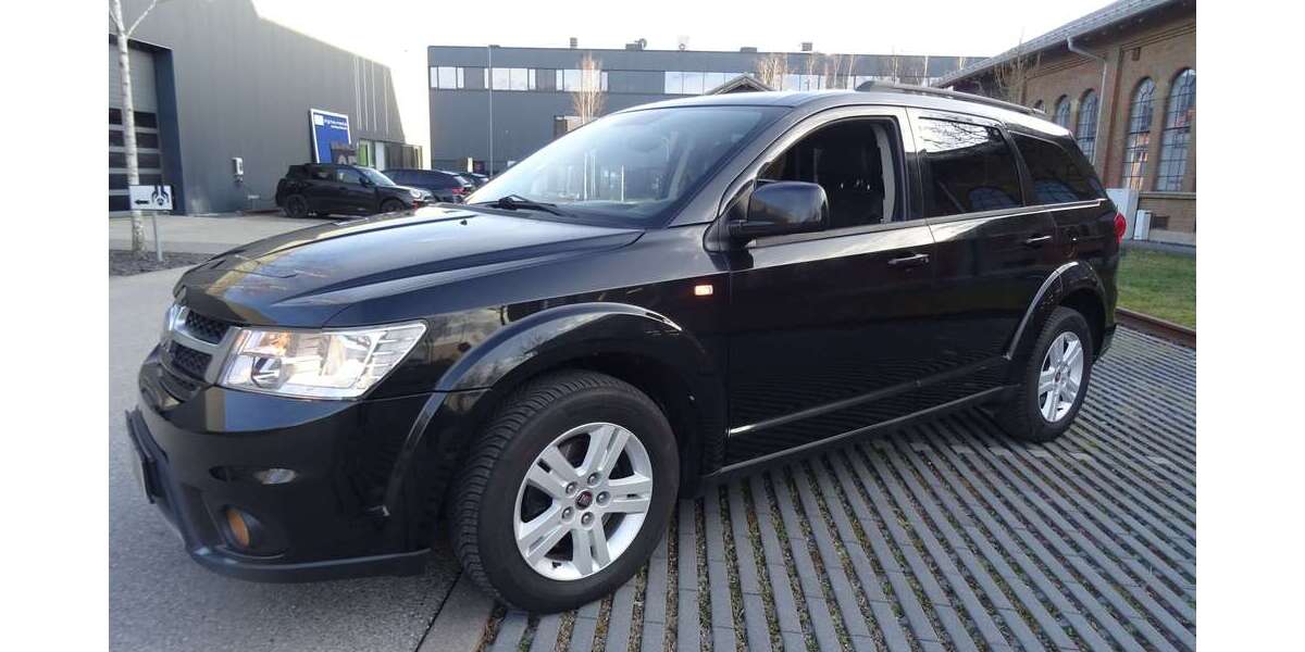 Fiat Freemont 176.000 km 8.900 &euro; München 81249