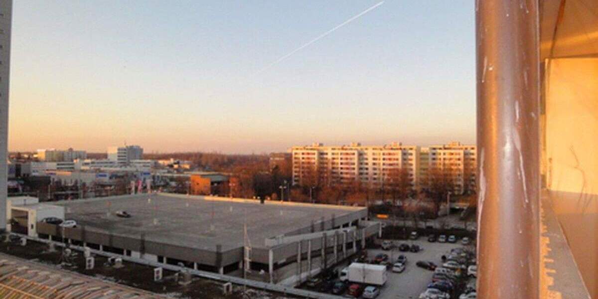 Mit dem Lift ins Einkaufszentrum: mietfreies Apartment, Stellplatz, Inventar, provisionsfrei 1 zimmer