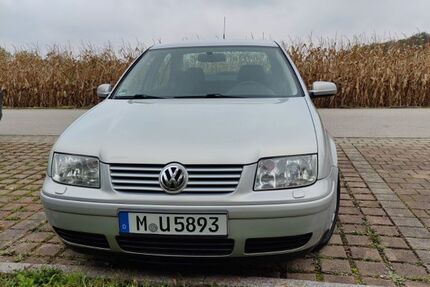 VW Bora 281.440 km 2.000 € Aschheim 85609