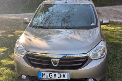 Dacia Lodgy 113.000 km 5.850 &euro; München 80469