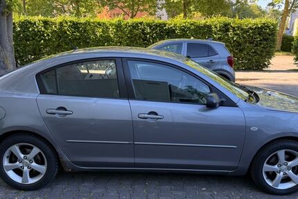 Mazda 3 110.000 km 850 &euro; München 81737