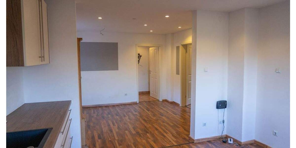 Mehrfamilienhaus, Wohnhaus Gröbenzell - 8 Zimmer, 192 m&sup2;, 1.199.000&euro; | Angebot:25692795