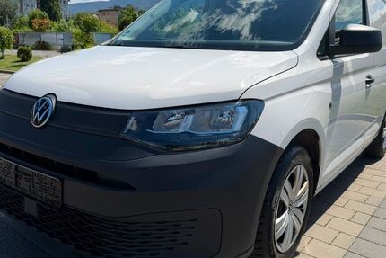 VW Caddy 181.000 km 14.990 &euro; München 81541