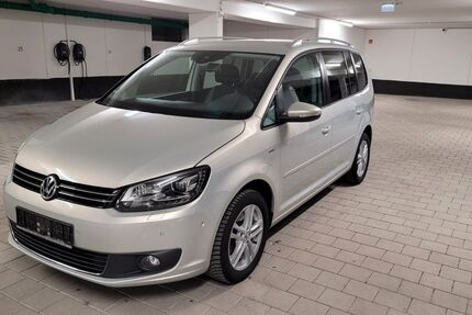 VW Touran 162.000 km 12.500 &euro; München 80937