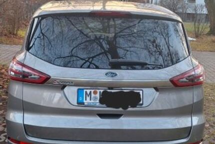 Ford S-Max 117.000 km 16.500 € München 80997
