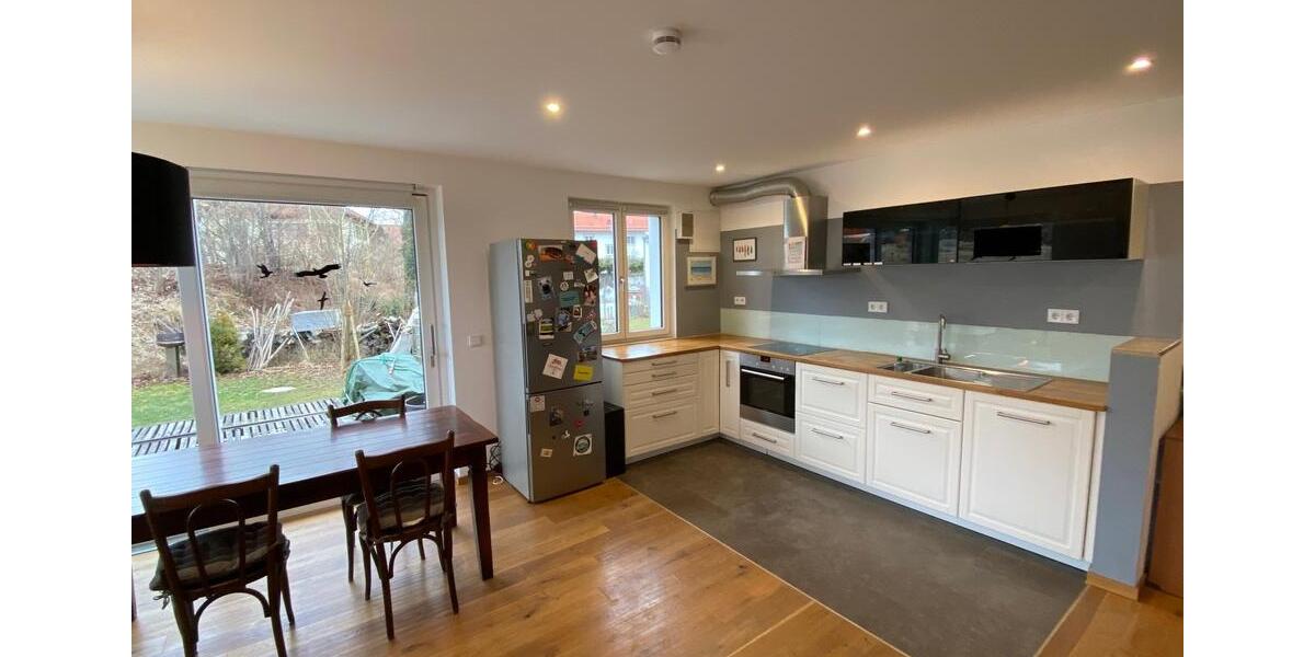 Erdgeschoßwohnung Feldafing - 2 Zimmer, 81 m&sup2;, 1.251&euro; | Angebot:25988917