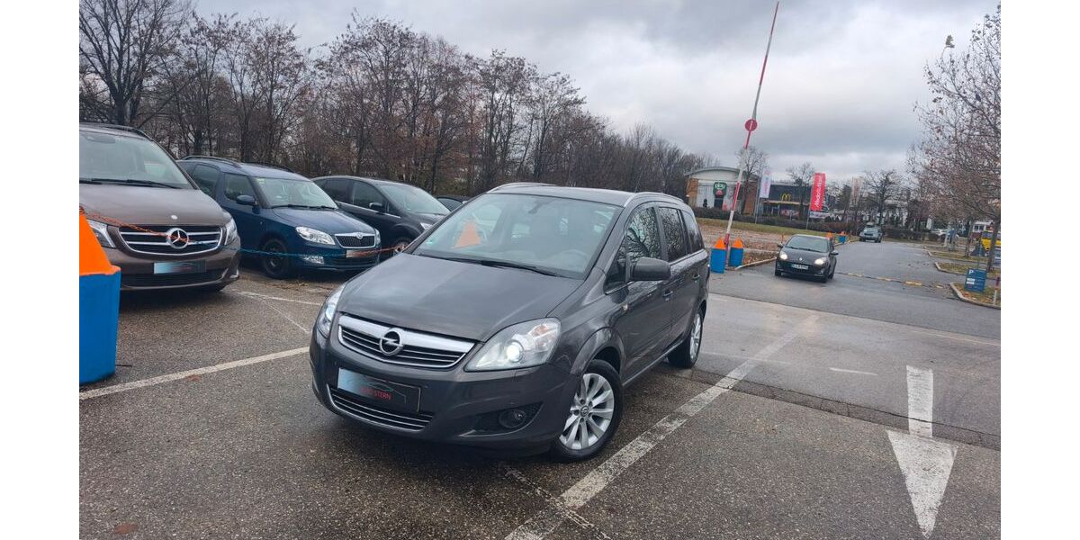 Opel Zafira 106.000 km 6.100 &euro; München 80939