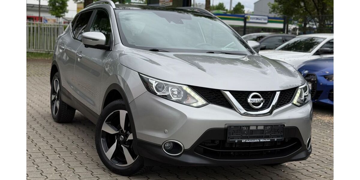 Nissan Qashqai 67.000 km 13.700 &euro; München 81243