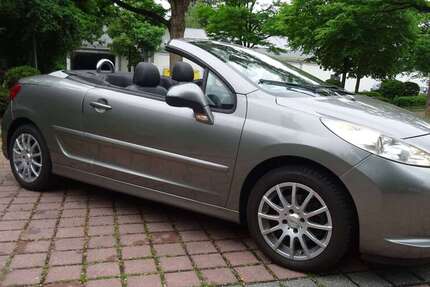 Peugeot 207 81.400 km 4.950 &euro; München 81249