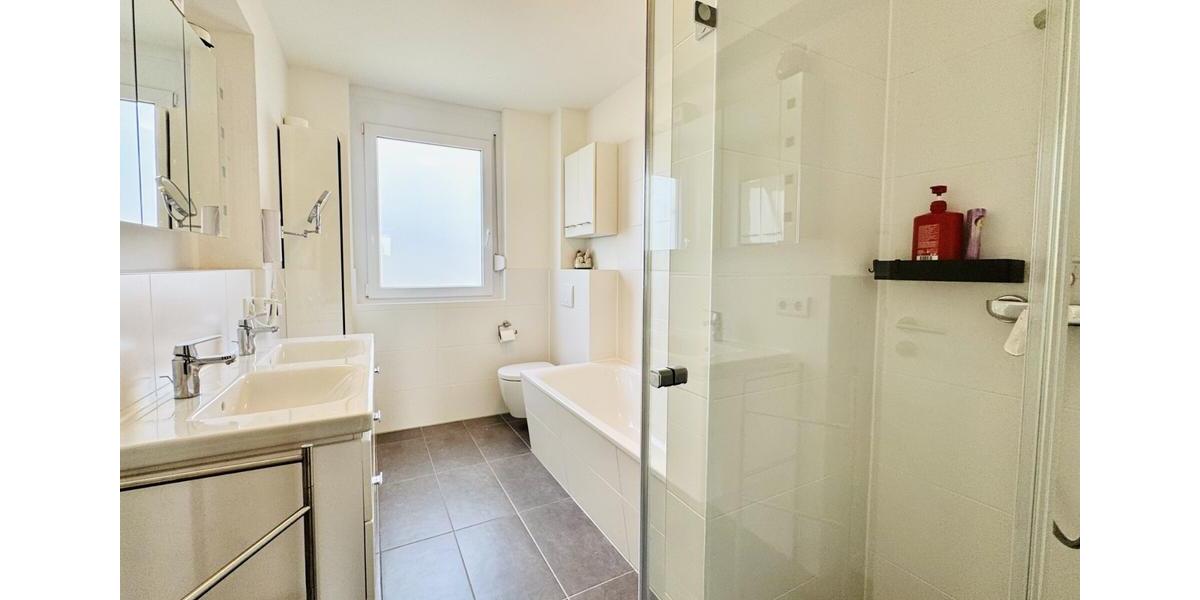 Reihenhaus Karlsfeld - 5.5 Zimmer, 140 m&sup2;, 3.300&euro; | Angebot:26251235