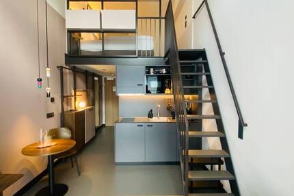 All Inclusive, Urban High Level Design Apartment mit Terrasse oder Balkon