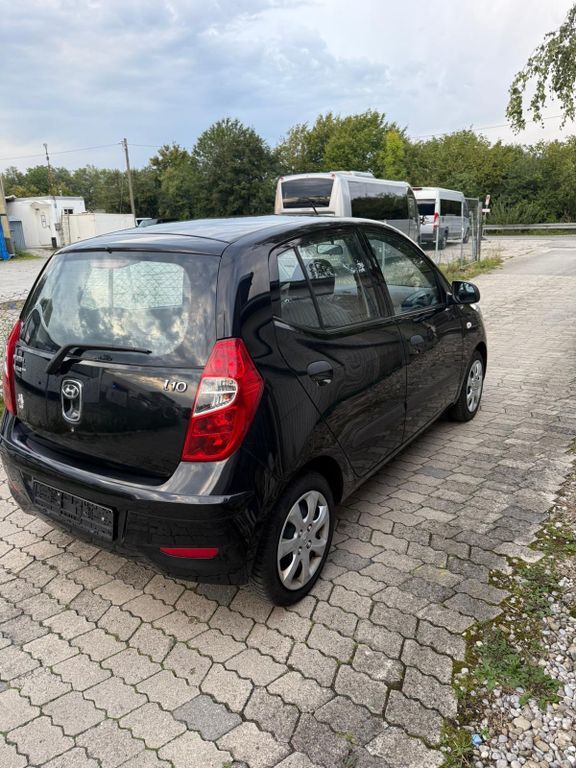 Hyundai i10 75.000 km 2.900 € München 81667