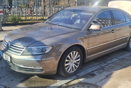 VW Phaeton 202.100 km 12.000 &euro; Feldkirchen 85622