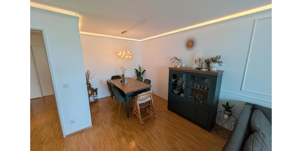 Etagenwohnung Unterföhring - 4 Zimmer, 97 m&sup2;, 2.000&euro; | Angebot:26167489