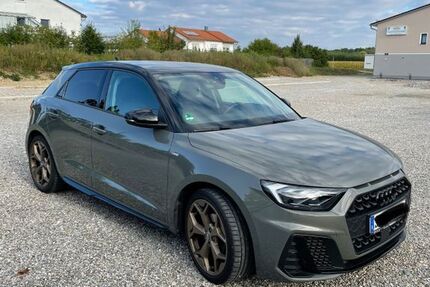 Audi A1 110.000 km 15.600 &euro; Olching 82140
