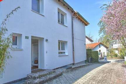 Haus Starnberg - 6 Zimmer, 172 m&sup2;, 3.350&euro; | Angebot:26439042