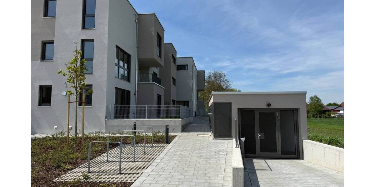 Etagenwohnung Dachau - 3 Zimmer, 94 m&sup2;, 2.125&euro; | Angebot:26488836