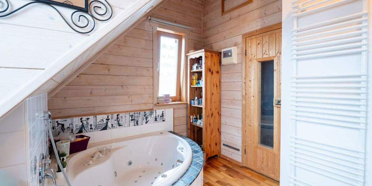 Einfamilienhaus Neubiberg Unterbiberg - 6 Zimmer, 240 m&sup2;, 1.896.000&euro; | Angebot:25692678