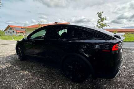 Tesla Model X 40.000 km 89.900 € München 81379