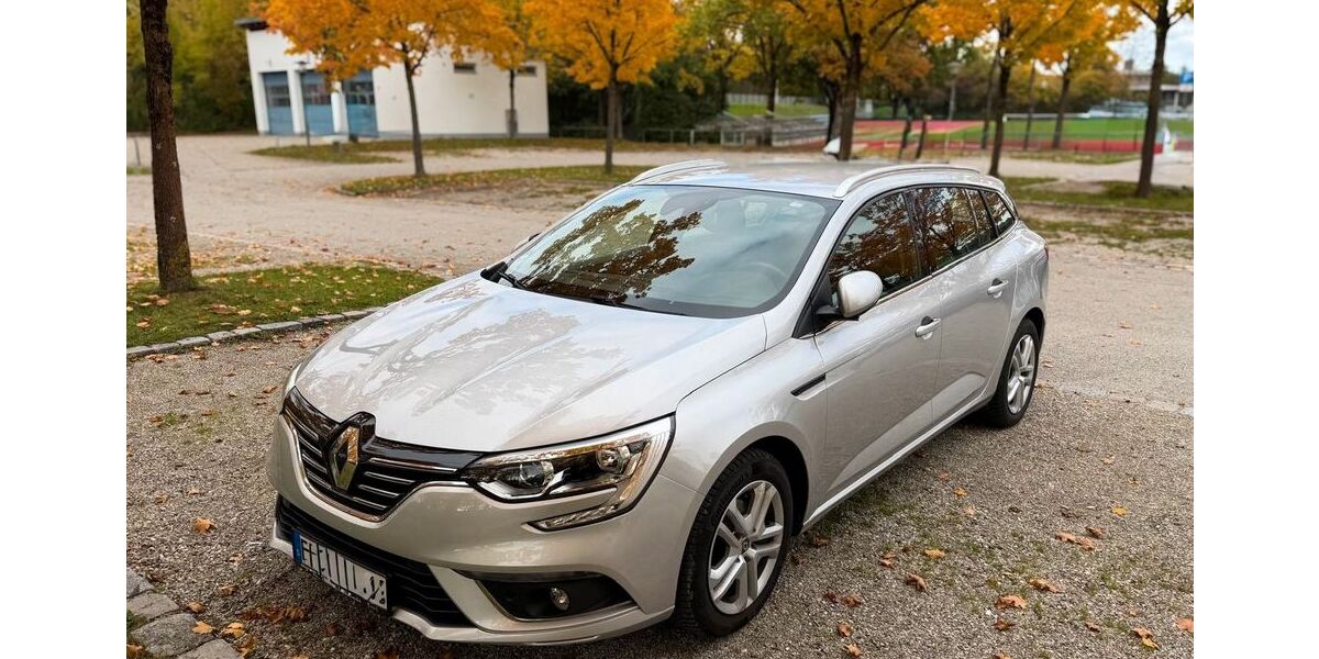 Renault Megane 75.000 km 12.750 &euro; Poing 85586