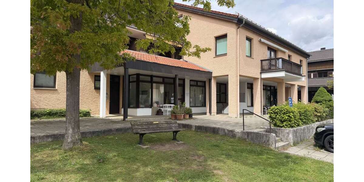Etagenwohnung Feldafing - 4 Zimmer, 118 m&sup2;, 1.650&euro; | Angebot:26613362