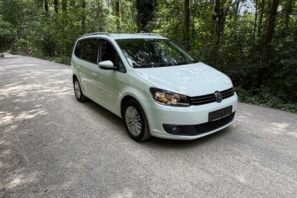 VW Touran 181.050 km 4.800 &euro; München 80937