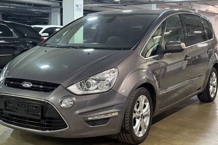 Ford S-Max 167.082 km 9.480 &euro; München 81677