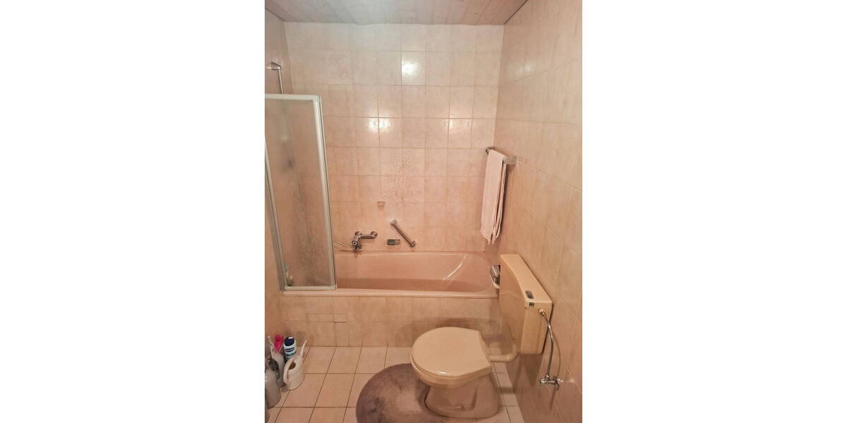 Reihenmittelhaus München Bogenhausen - 5 Zimmer, 140 m&sup2;, 850.000&euro; | Angebot:26306500