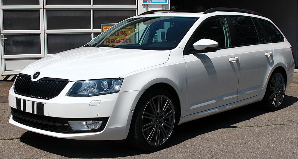 Skoda Octavia 142.000 km 11.999 &euro; München 80636