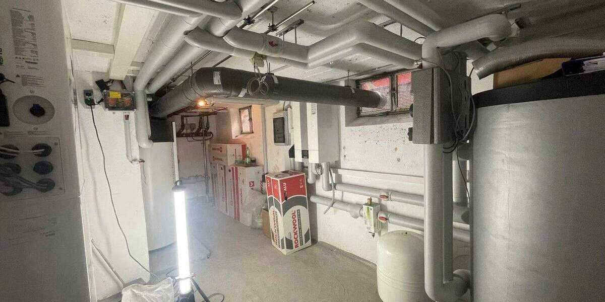 Gartenwohnung, frisch renoviert mit neuer Heiztechnik, 4+2 Zimmer 6 zimmer