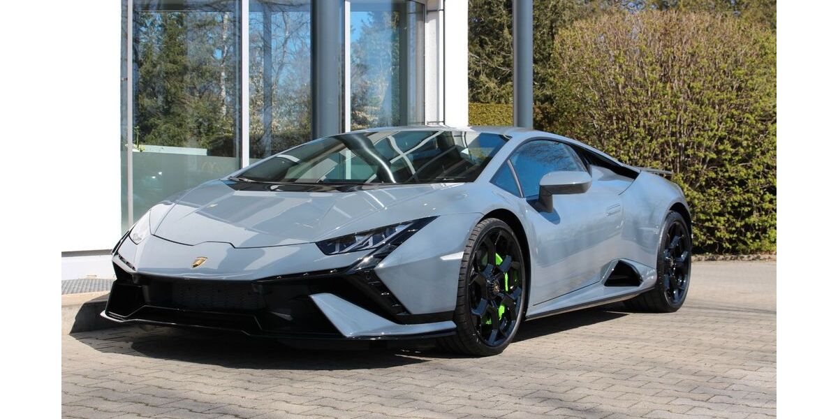 Lamborghini Huracán 3.980 km 319.900 &euro; Grünwald 82031