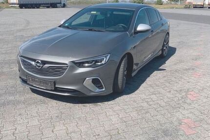 Opel Insignia 88.700 km 11.600 &euro; München-Aubing-Lochhausen-Langwied 81249