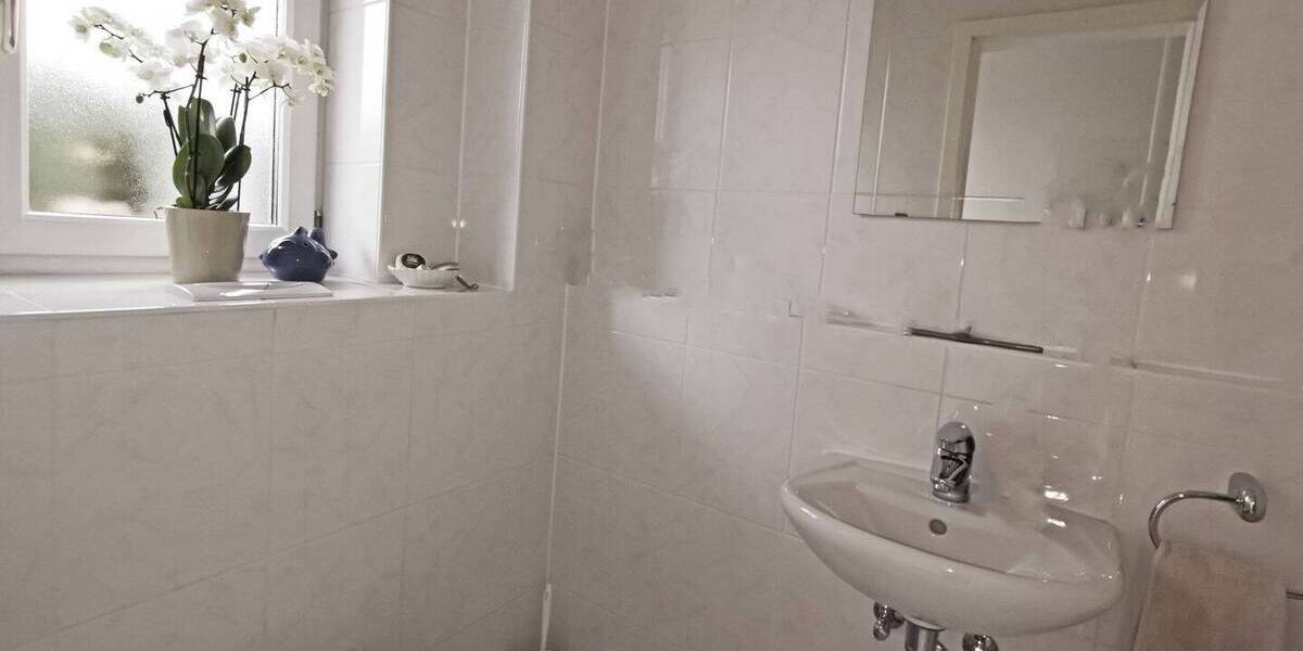 Doppelhaushälfte München Pasing-Obermenzing - 6 Zimmer, 140 m&sup2;, 2.100&euro; | Angebot:25999055