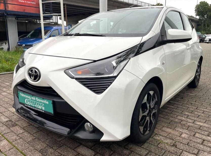 Aygo (X)